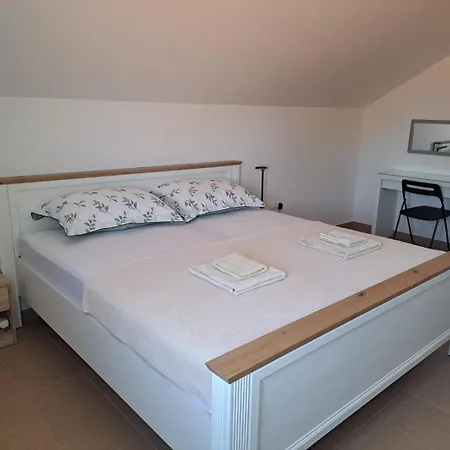 Val Apartman *