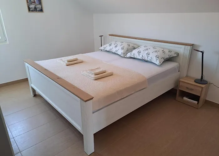 Apartman Val *
